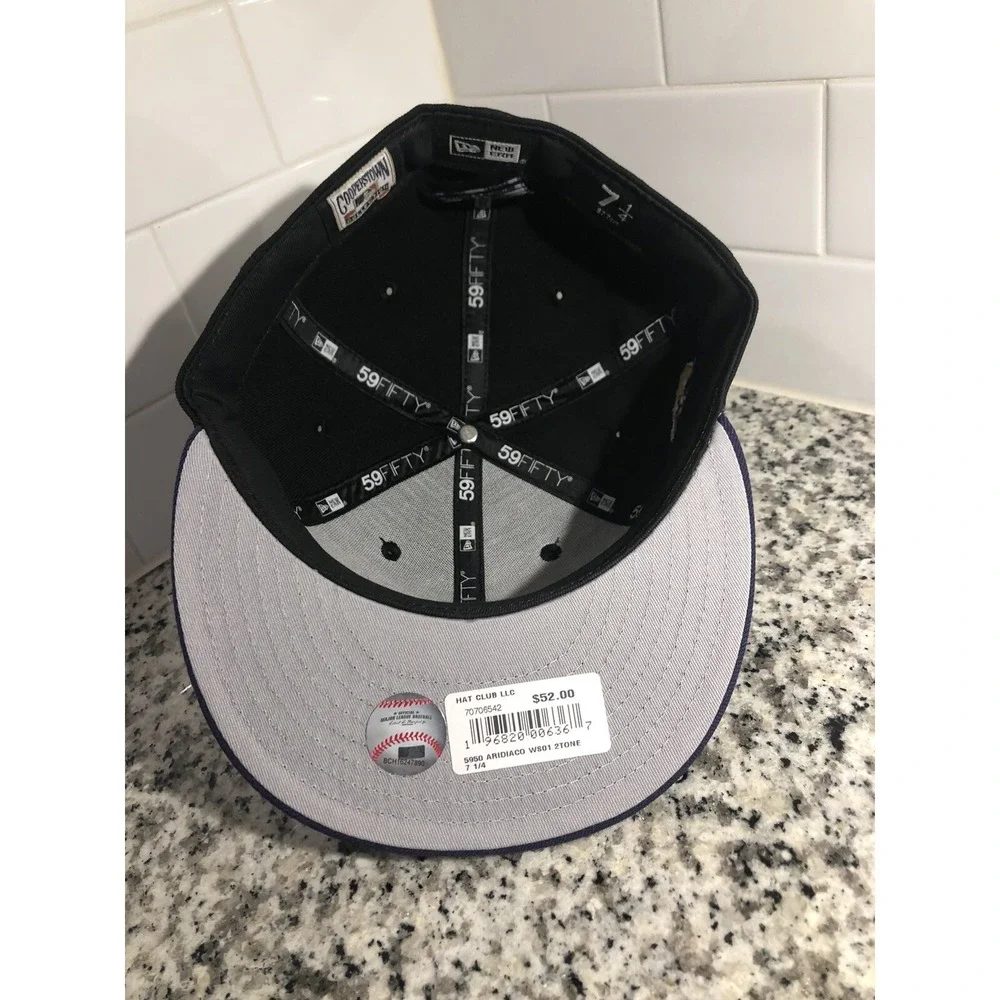 New Era hat club
